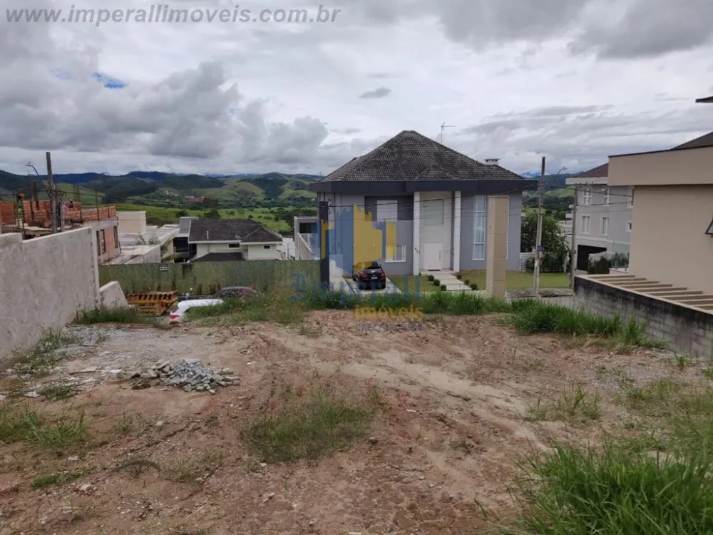 Terreno em condomínio fechado para venda de 330m² - Urbanova