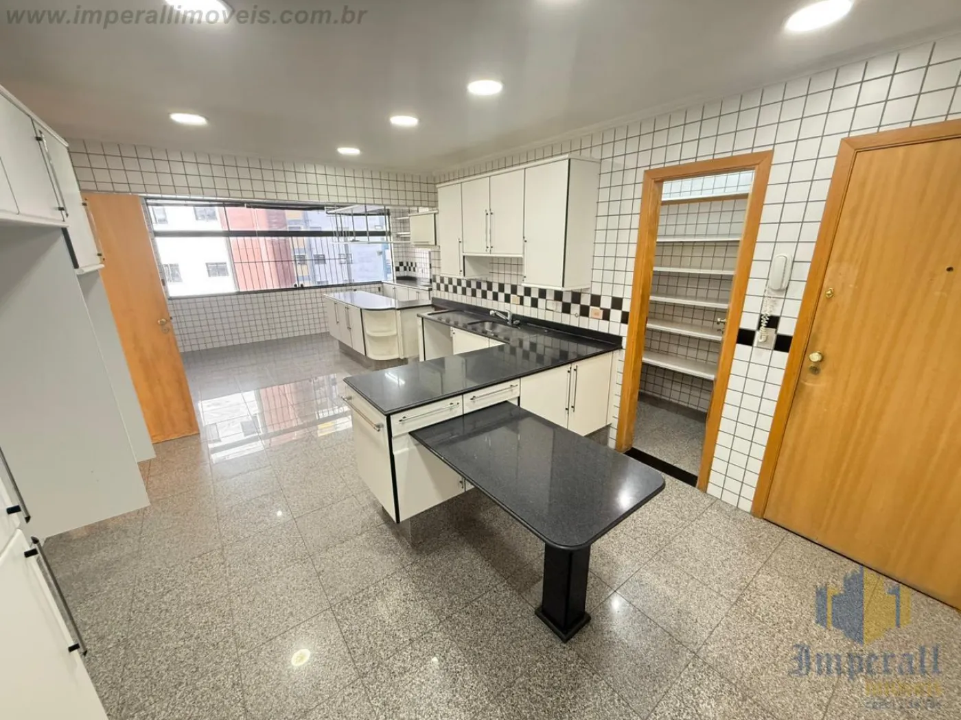 Comprar Apartamento / Padrão em São José dos Campos R$ 1.150.000,00 - Foto 7