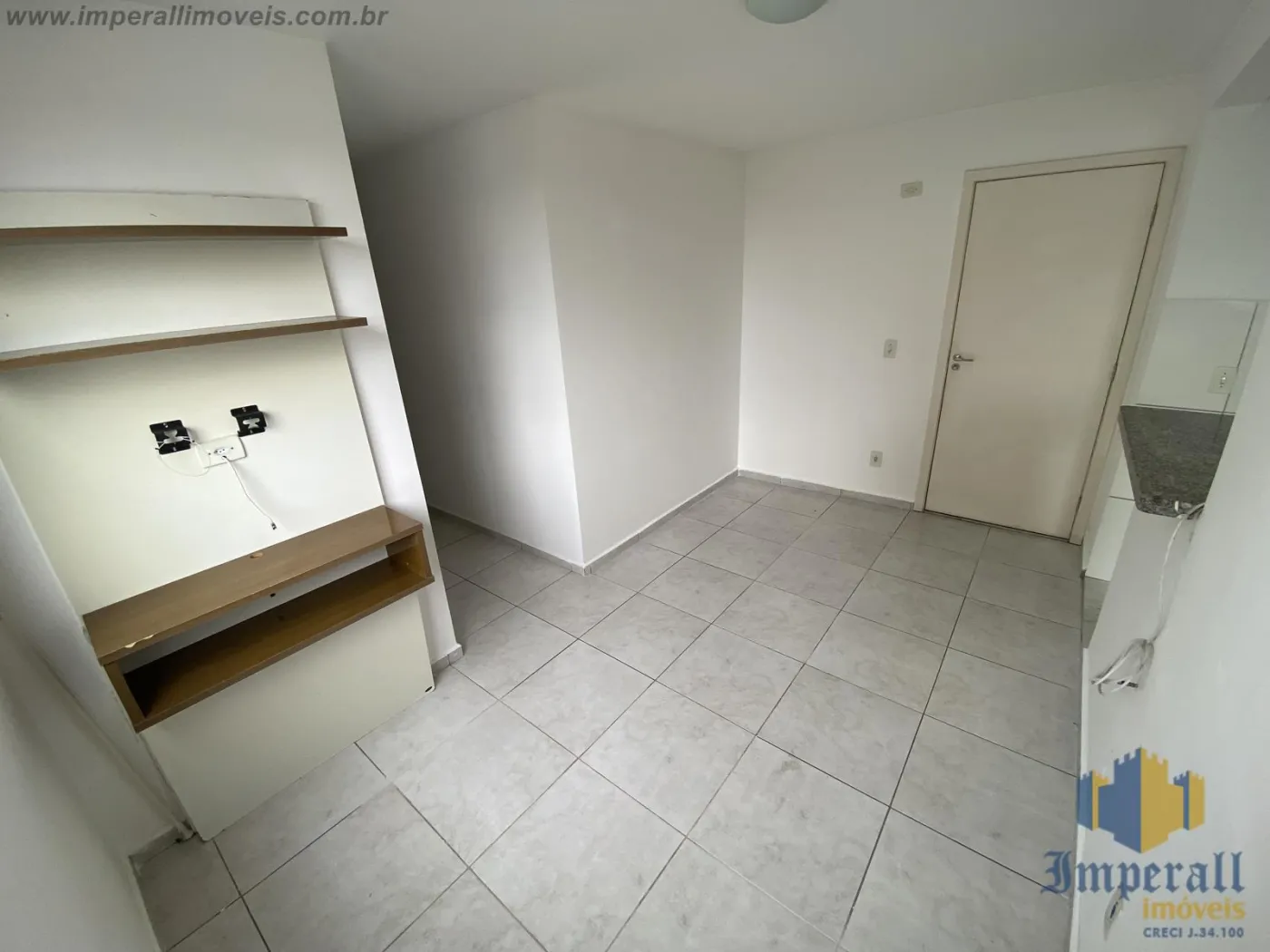 Comprar Apartamento / Padrão em São José dos Campos R$ 340.000,00 - Foto 3