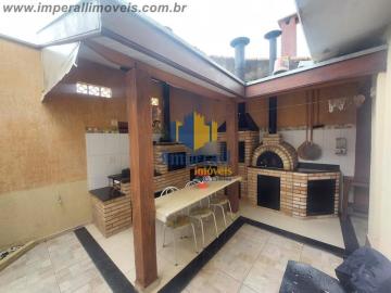 Alugar Casa / Rua Pública em São José dos Campos. apenas R$ 690.000,00