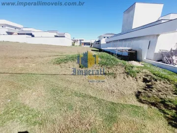 Terreno 300 m² com pequeno Aclive Condomínio Fechado Terras do Vale Caçapava SP