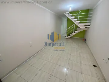 Alugar Casa / Rua Pública em São José dos Campos. apenas R$ 695.000,00
