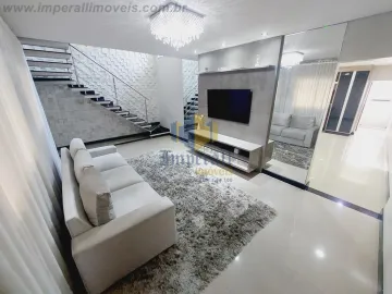 Alugar Casa / Rua Pública em Jacareí. apenas R$ 890.000,00