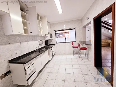 imagem 3 - Casa Assobradada Cidade Jardim Jacareí SP 4 dormitórios 2 suítes imagem 3 - Casa Assobradada Cidade Jardim Jacareí SP 4 dormitórios 2 suítes